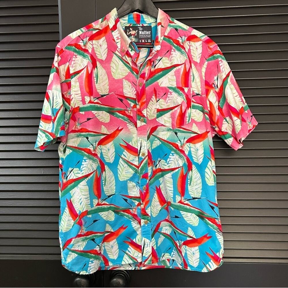Chubbies The Nutter Men’s Tropical Casual Button Down Shirt, Size Medium